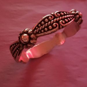 NICE Brighton Rosettes Bangle Bracelet 😍